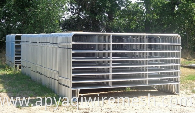 hot sale galvanized sheep wire mesh portable fence panel/corral panel/alpaca panel( factory )